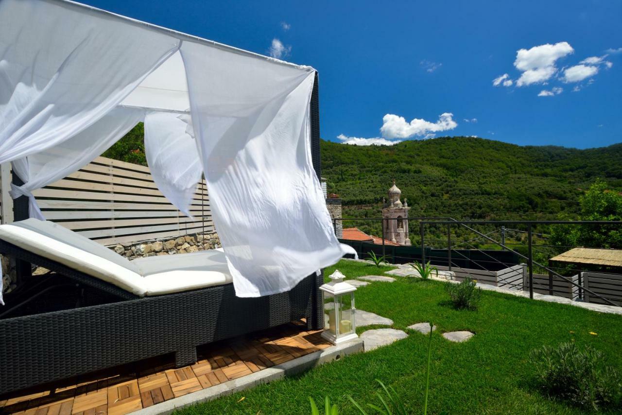 Villa Chalet in Liguria Vasia Exterior foto