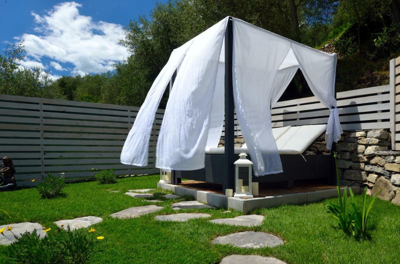 Villa Chalet in Liguria Vasia Exterior foto