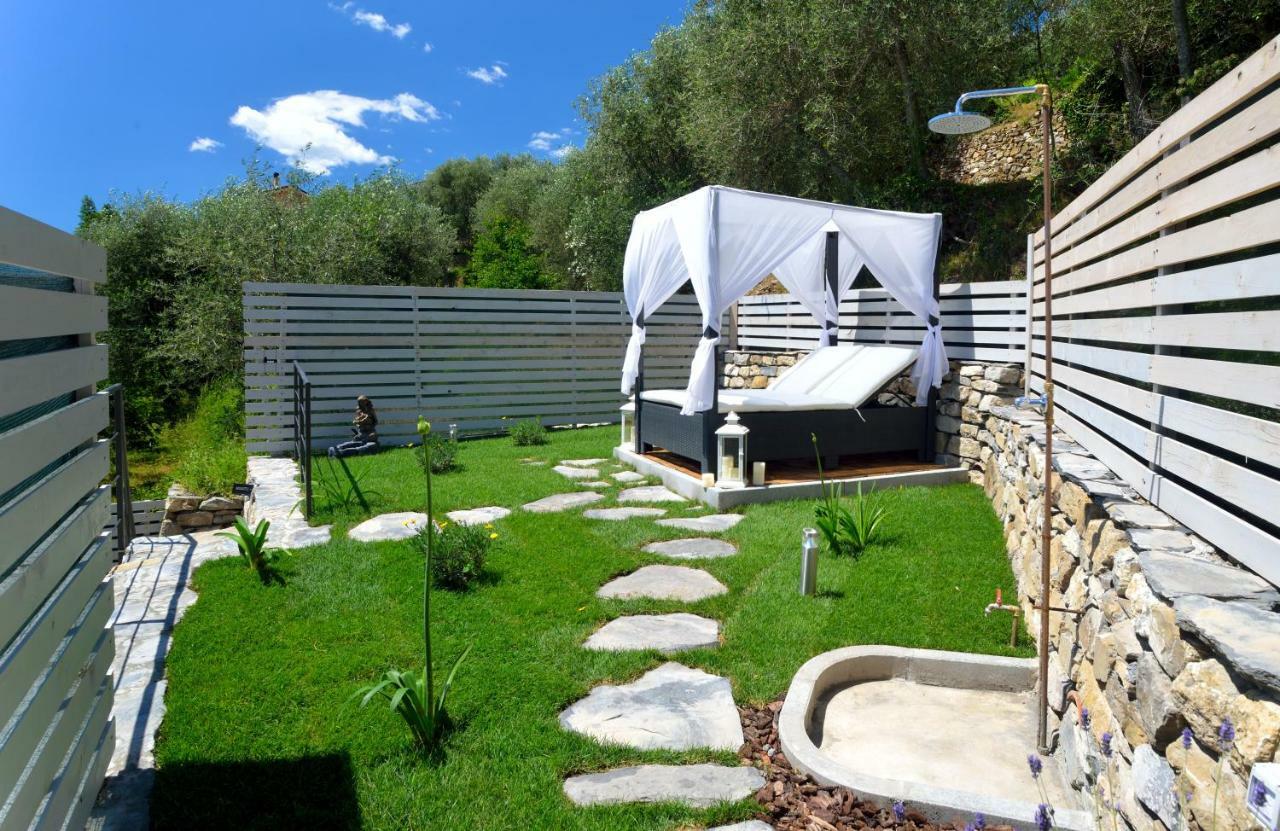 Villa Chalet in Liguria Vasia Exterior foto